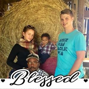 Meet your Posher, Charles